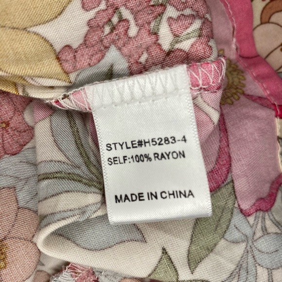 💥BOGO💥JODIFL Long Sleeve Floral Blouse. Size S - Picture 8 of 9